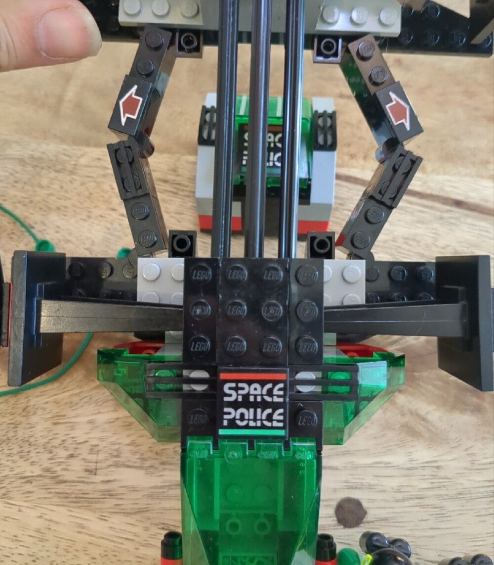 Lego 6897 Space Police Rebel Hunter Green - Complete - Picture 7 of 9